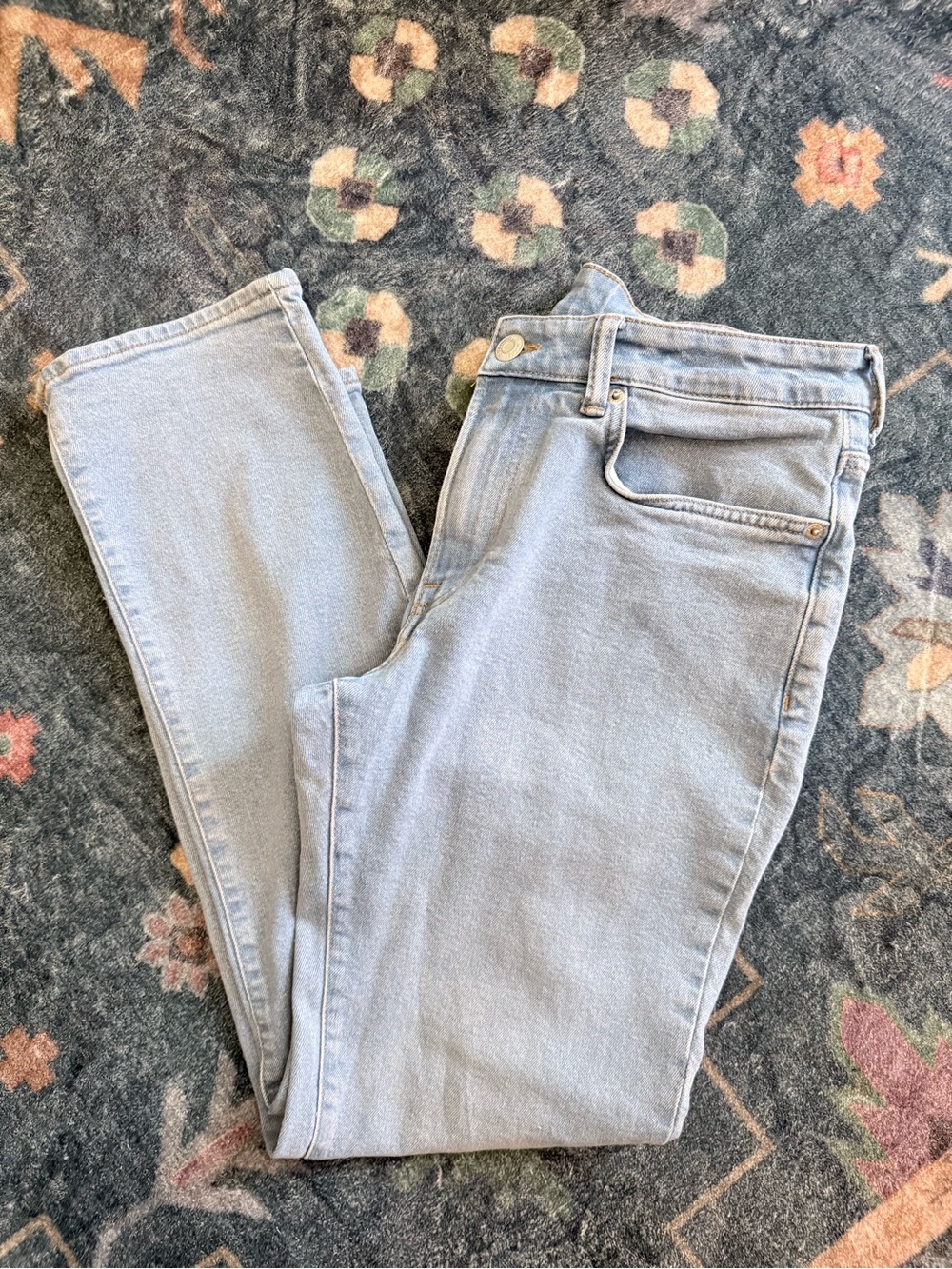 H&M Men’s Jeans in Light Blue Wash